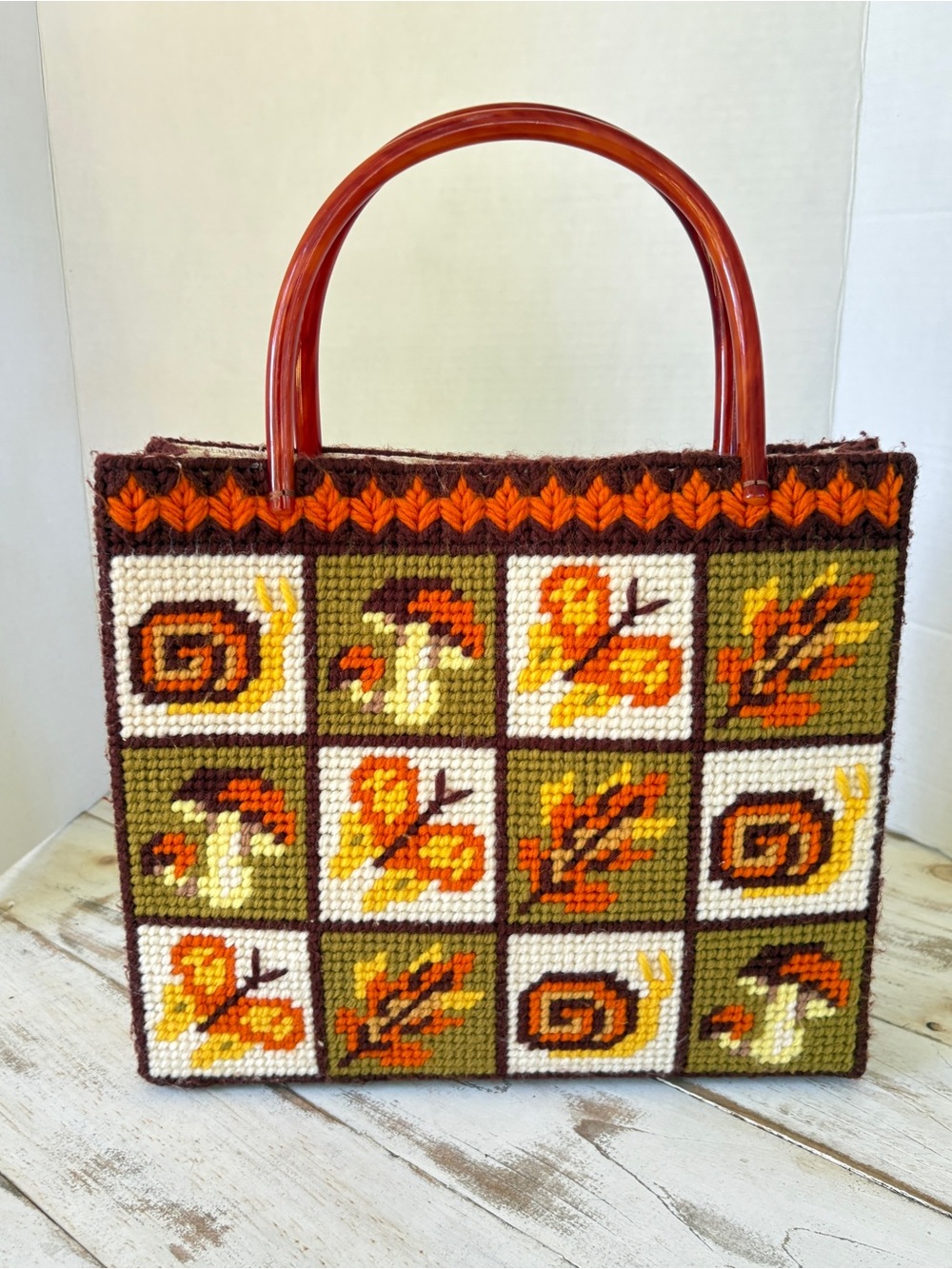 Vintage 70s Columbia Minerva Forest Naturals Needlepoint Patchwork Tote Bag EUC